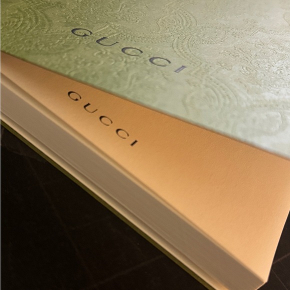 Gucci Notebook with 2 pencils - Picture 4 of 5